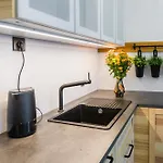 Zmigrod Apartment *