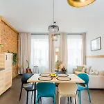 Zmigrod Apartment *